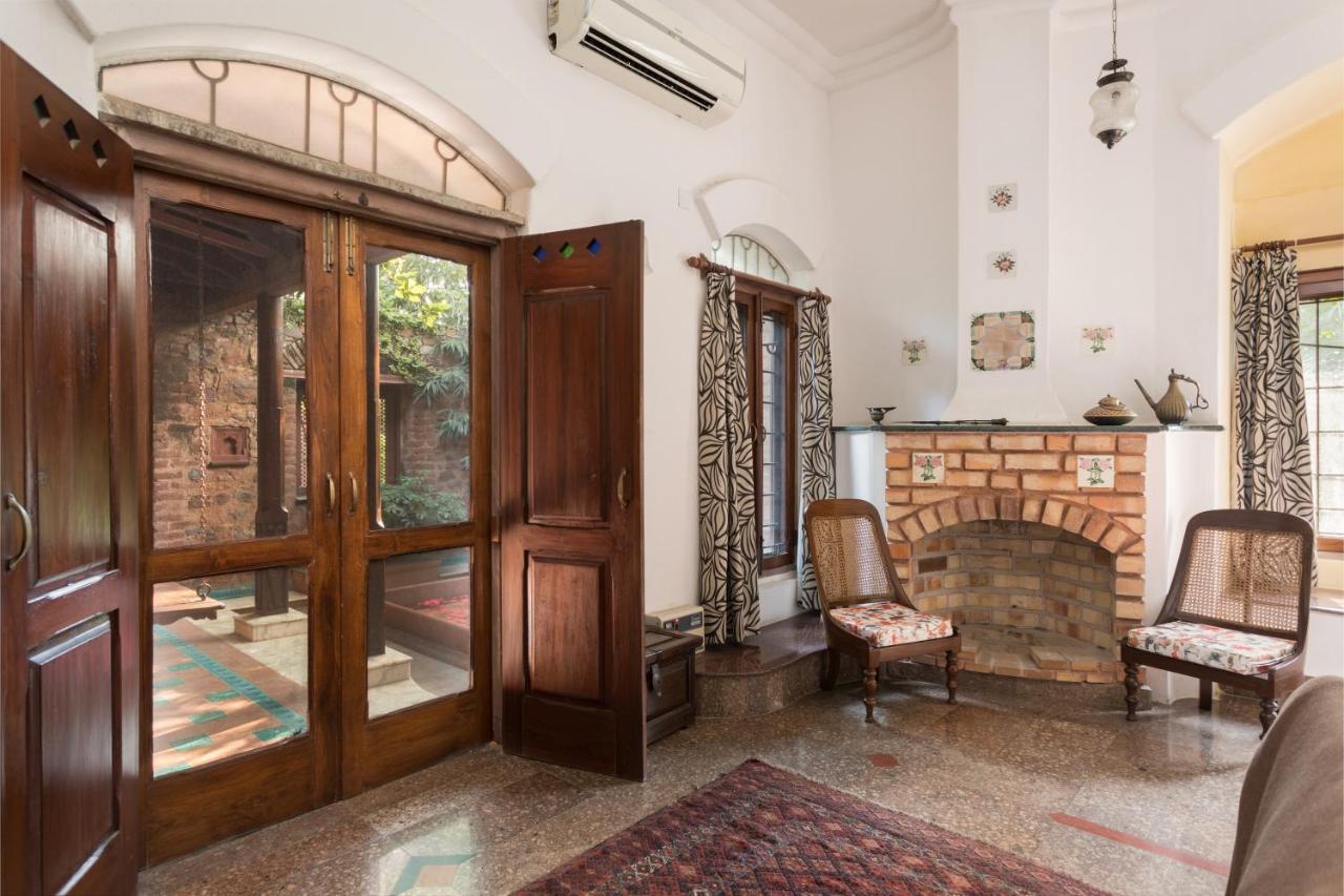 Hostie Chinar Haveli - Heritage Home With Pool, غورغاون المظهر الخارجي الصورة