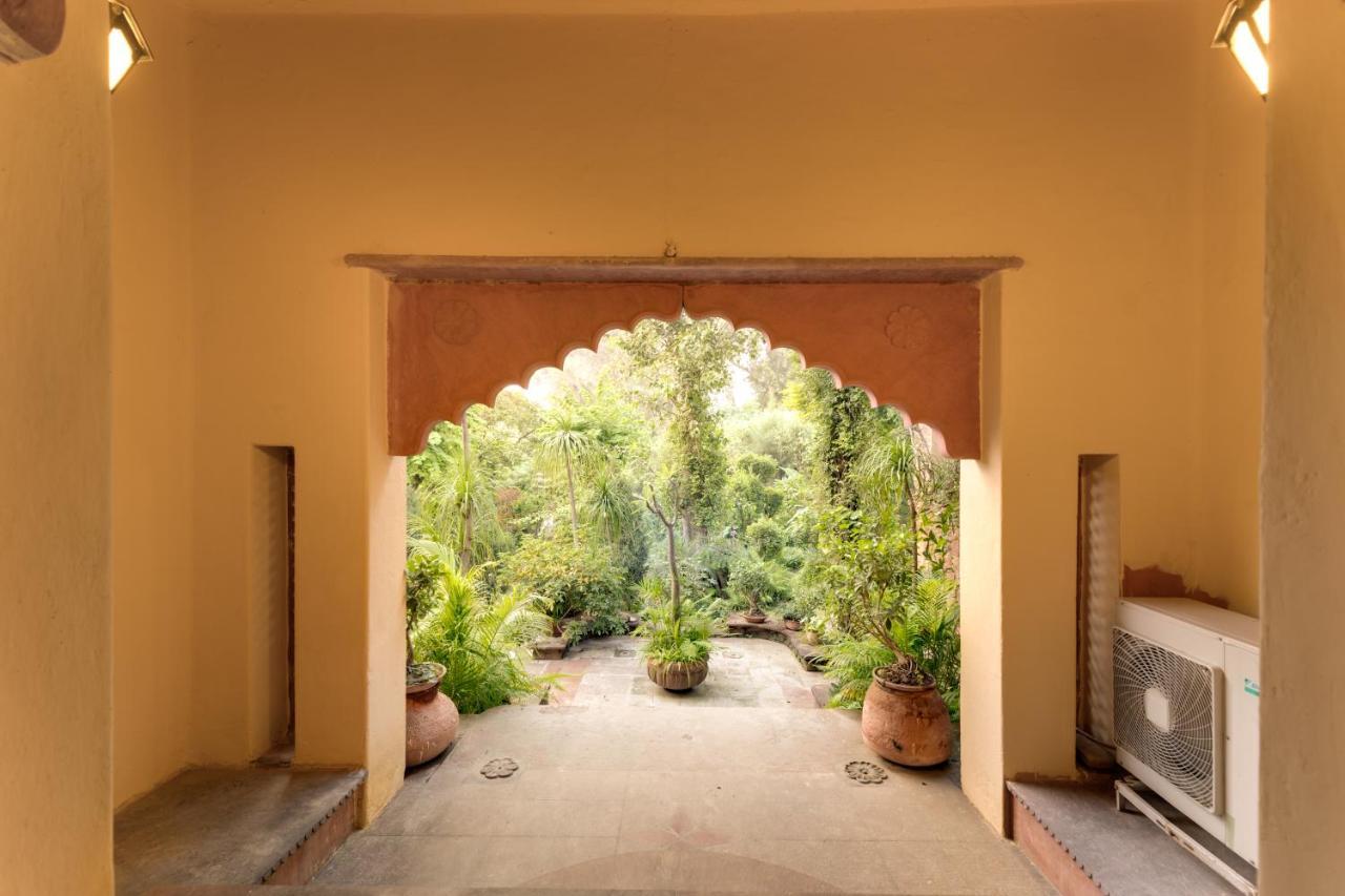 Hostie Chinar Haveli - Heritage Home With Pool, غورغاون المظهر الخارجي الصورة
