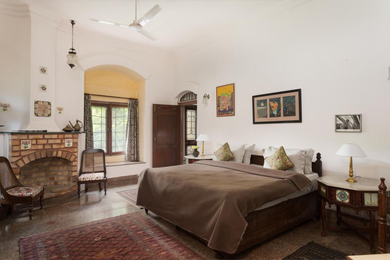 Hostie Chinar Haveli - Heritage Home With Pool, غورغاون المظهر الخارجي الصورة