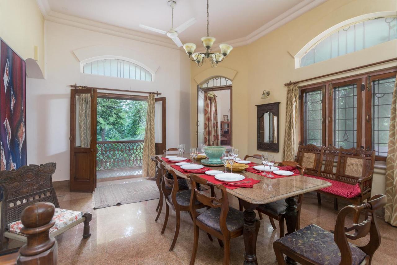 Hostie Chinar Haveli - Heritage Home With Pool, غورغاون المظهر الخارجي الصورة