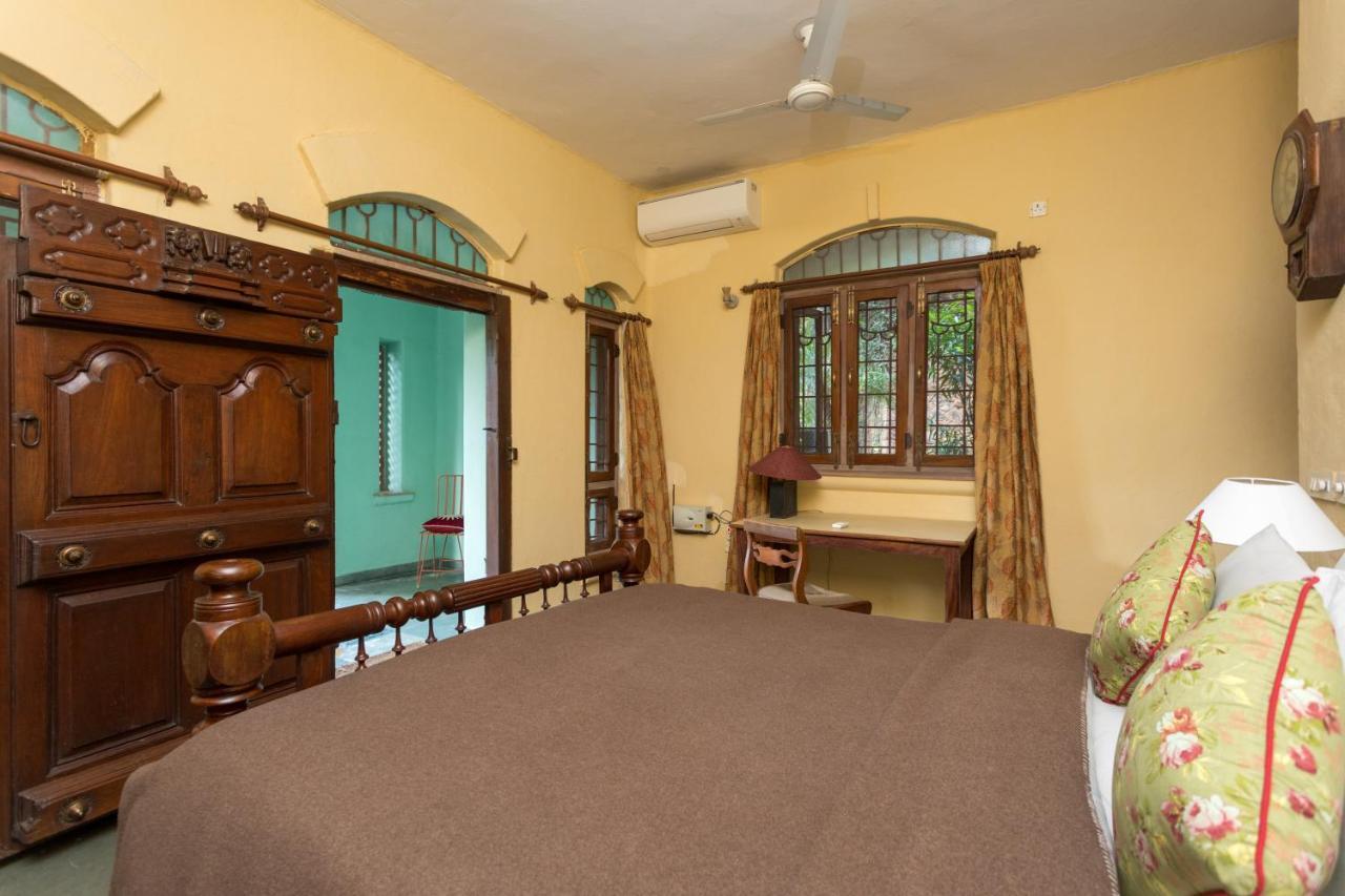 Hostie Chinar Haveli - Heritage Home With Pool, غورغاون المظهر الخارجي الصورة