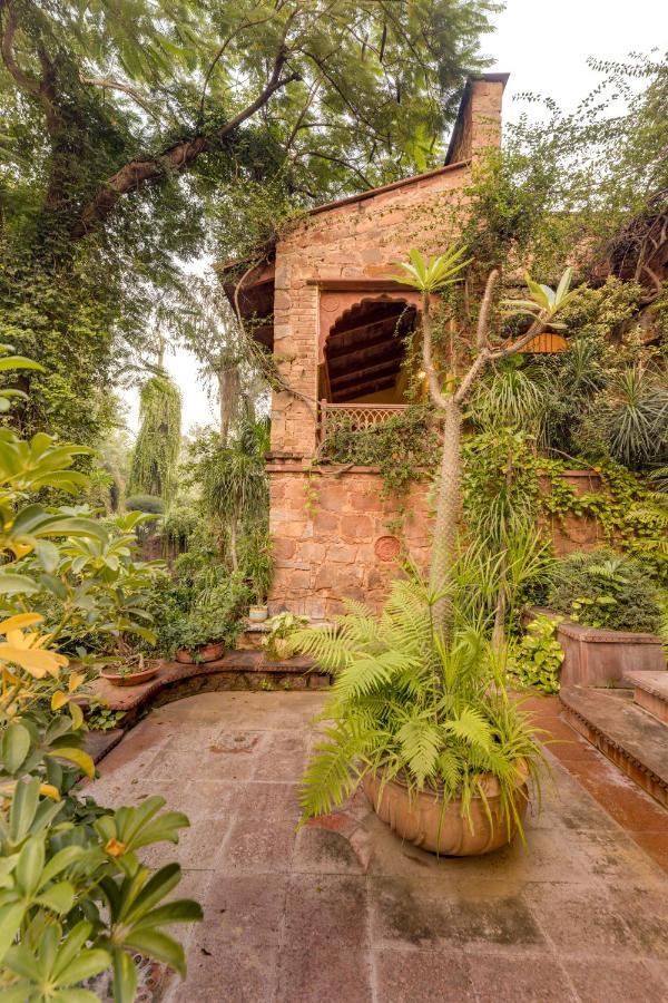 Hostie Chinar Haveli - Heritage Home With Pool, غورغاون المظهر الخارجي الصورة